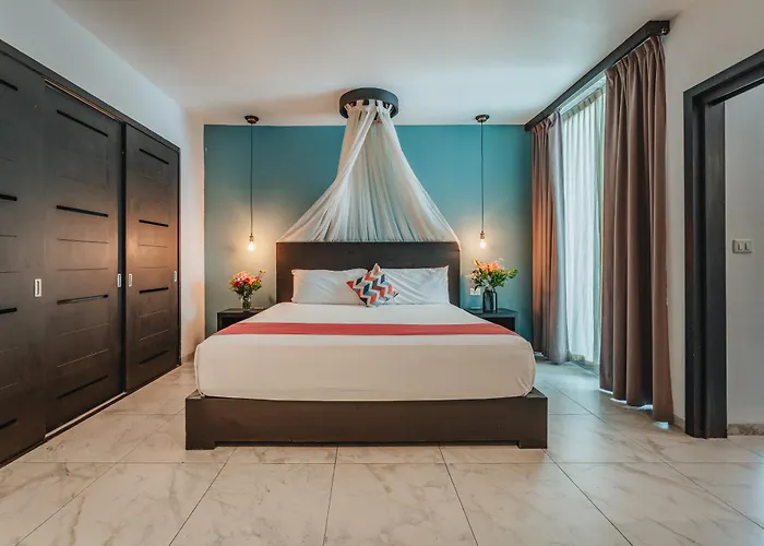 Soho Playa Hotel